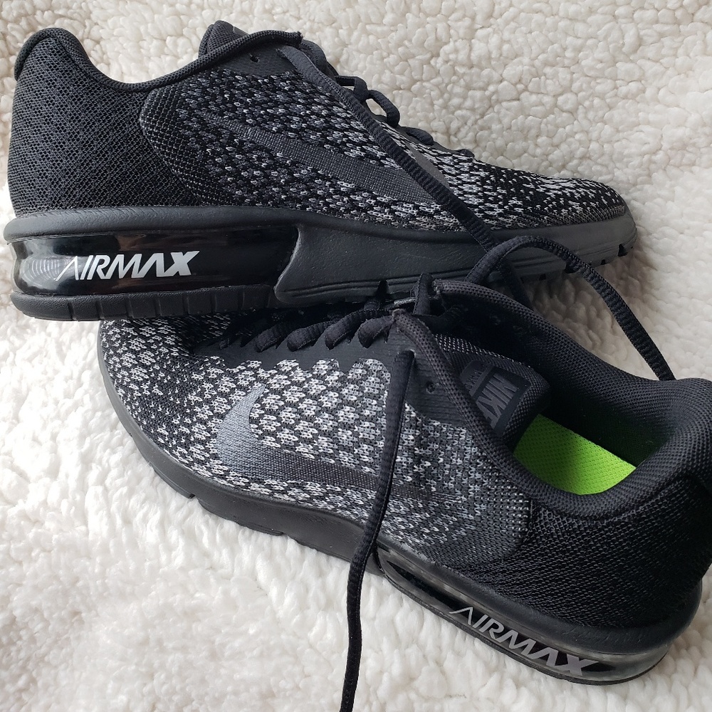 Nike Air Max Sequent 2